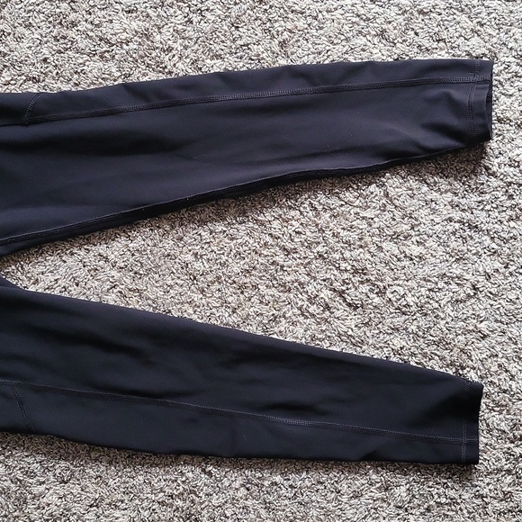 SALE--American Eagle The everything pocket legging - Picture 2 of 5